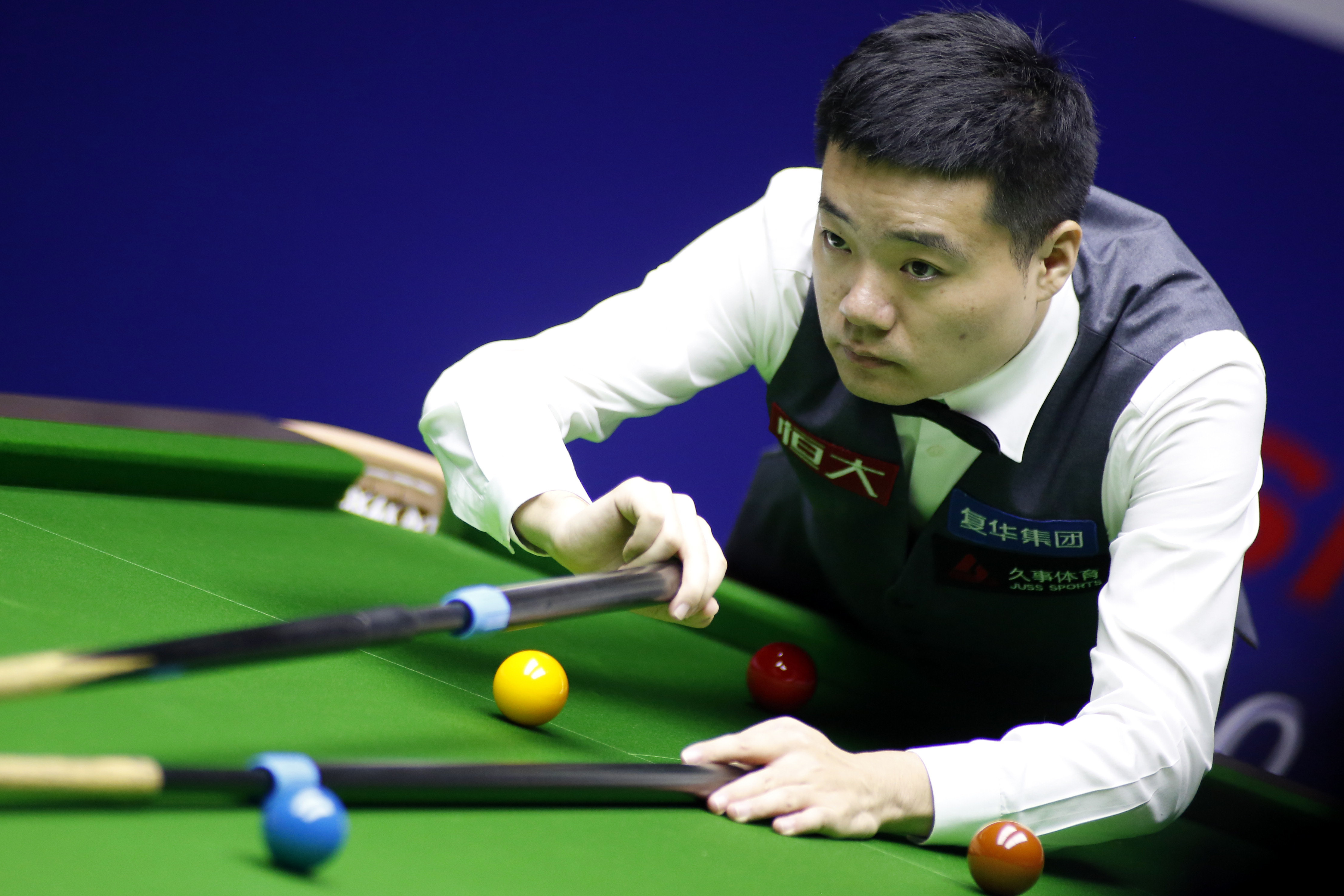 中锋创造更 中锋创造更