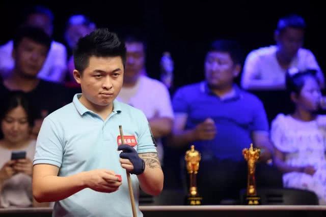 通过细致的 通过细致的